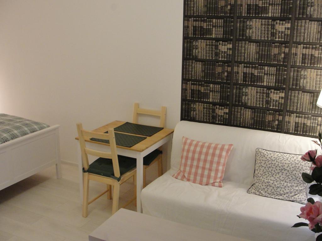 Studio Apartment - Green Door ザグレブ エクステリア 写真