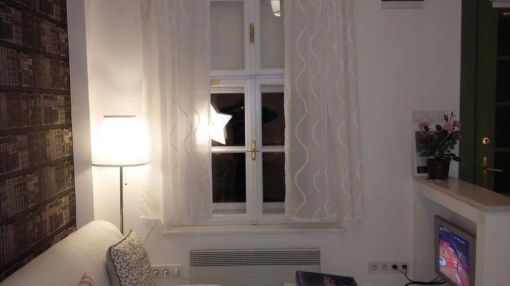 Studio Apartment - Green Door ザグレブ エクステリア 写真